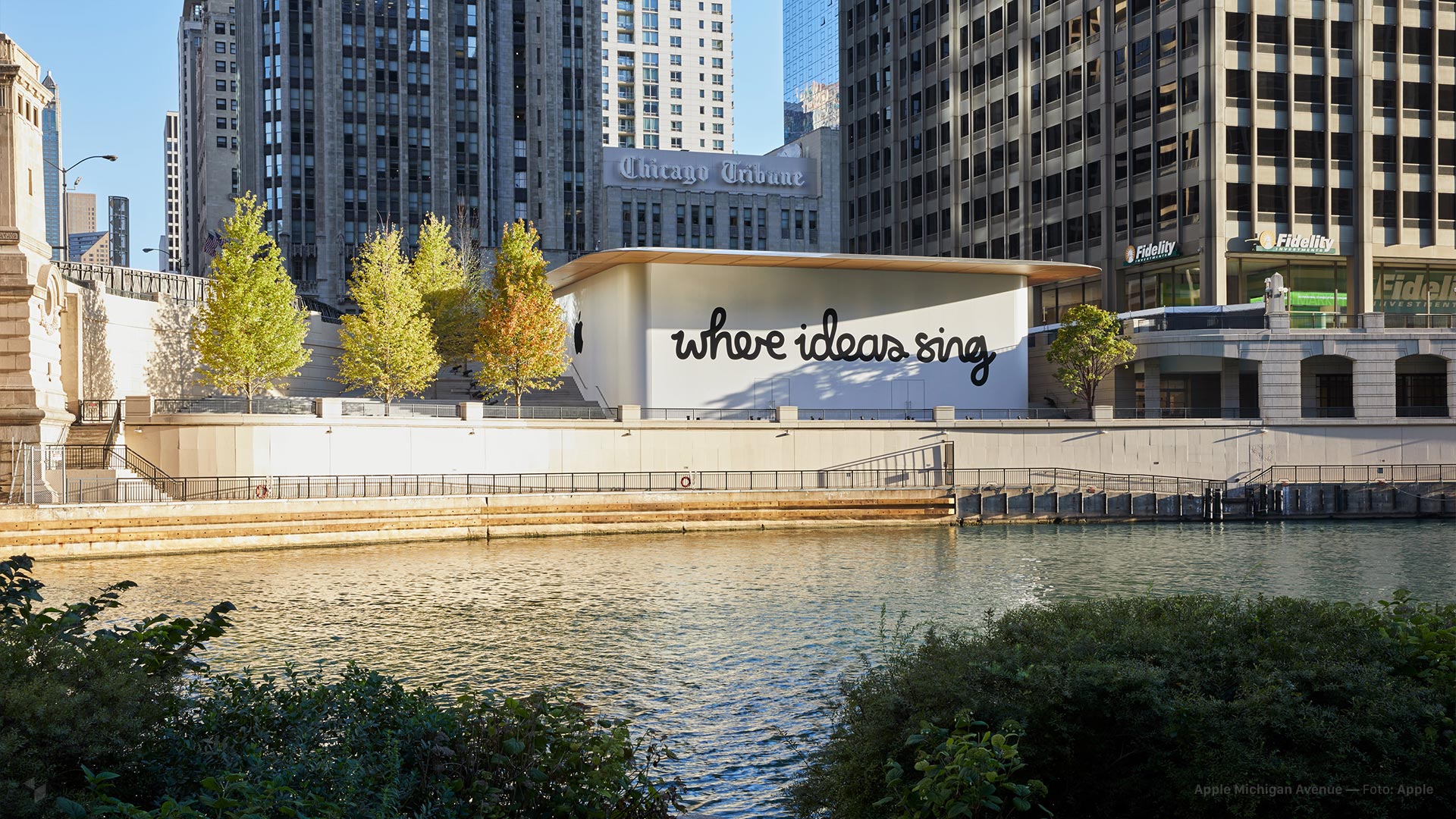 Apple Michigan Avenue in Chicago (USA) vor seiner Eröffnung am 20. Oktober — Foto: Apple