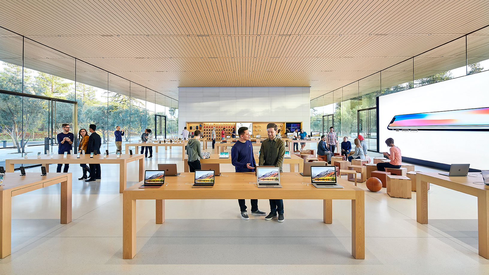 Apple Store im Apple Park Visitor Center in Cupertino