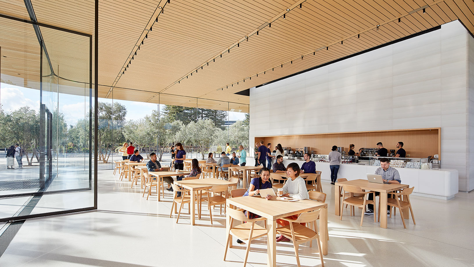 Café im Apple Park Visitor Center in Cupertino