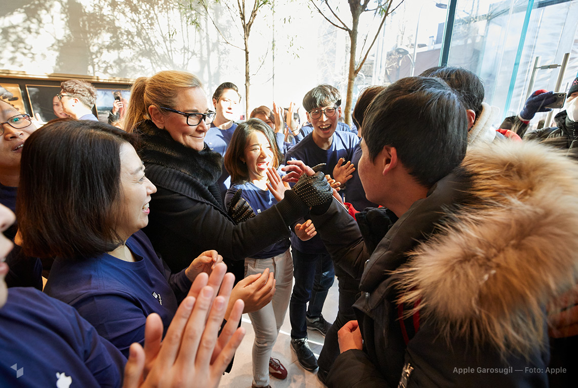 Apple Garosugil: Angela Ahrendts bei der Eröffnung in Seoul